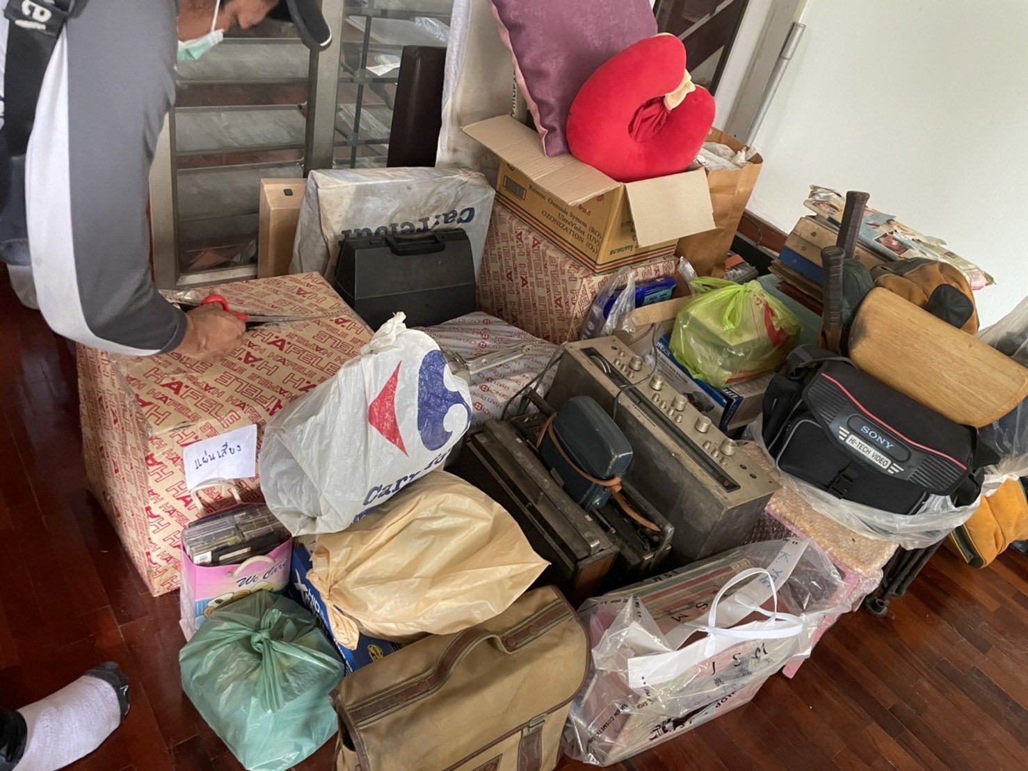 1 - https://ตั้มรับซื้อของเก่าทุกชนิดราคาสูง.com | รับซื้อของเก่าและของใช้มือสองทุกชนิดราคาสูง รับซื้อถึงที่ สนใจสอบถามรายละเอียดได้ฟรี 24 ชั่วโมง รับประกันจะไม่ทำให้ผิดหวัง