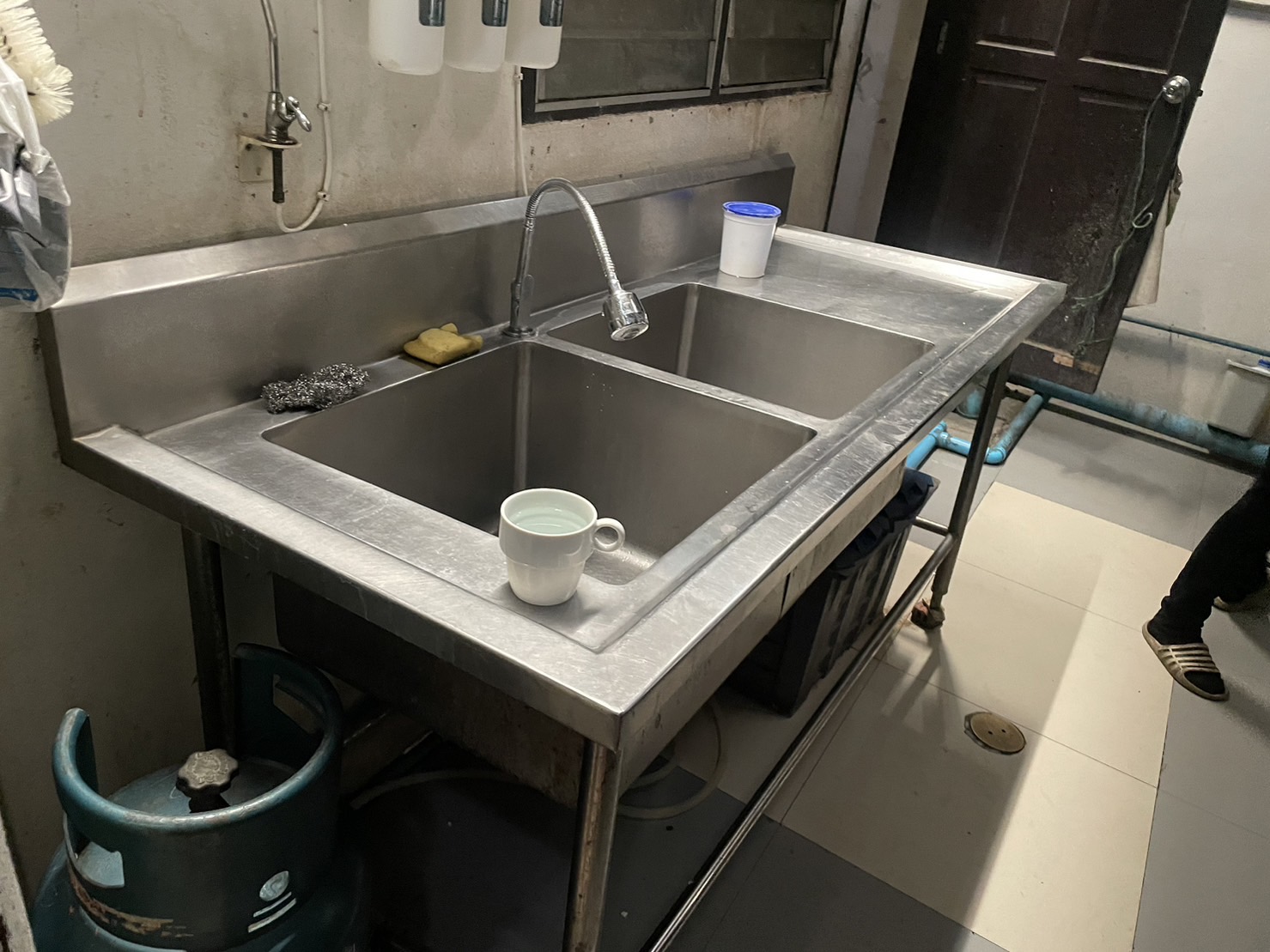 19 - https://ตั้มรับซื้อของเก่าทุกชนิดราคาสูง.com | รับซื้อของเก่าและของใช้มือสองทุกชนิดราคาสูง รับซื้อถึงที่ สนใจสอบถามรายละเอียดได้ฟรี 24 ชั่วโมง รับประกันจะไม่ทำให้ผิดหวัง